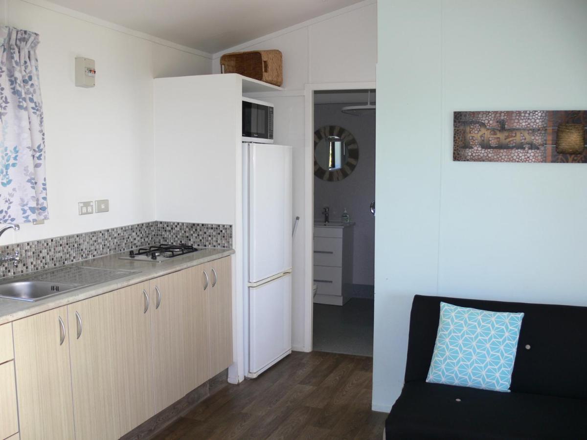 Oakura Beach Holiday Park Cameră foto